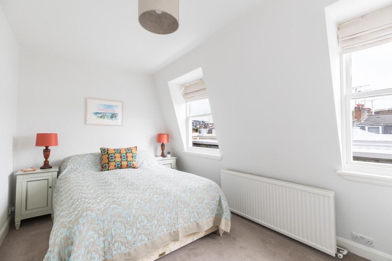 Appartamento Charming Flat With Balcony In Pimlico Londra Esterno foto
