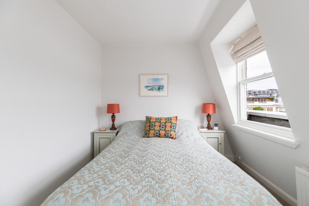Appartamento Charming Flat With Balcony In Pimlico Londra Esterno foto