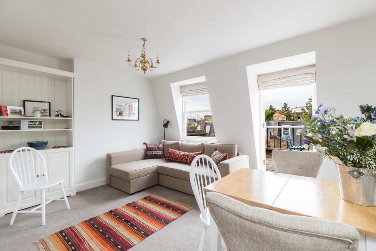 Appartamento Charming Flat With Balcony In Pimlico Londra Esterno foto